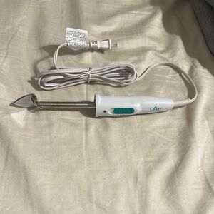 Clover Electric Soldering Iron - White and Green